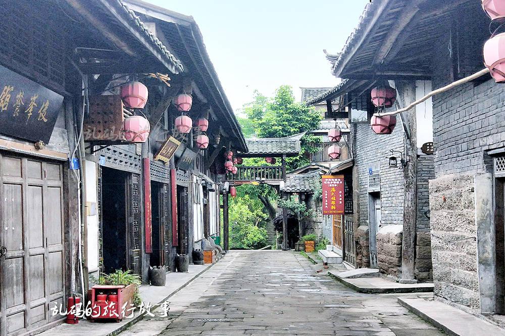 逃离午夜神坛